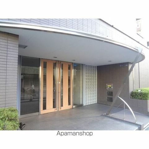 エミネンス滝野川の玄関写真