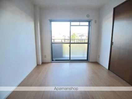 コージコート[2LDK/55.84m2]のリビング・居間2