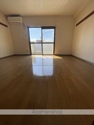 福島県福島市郷野目字金込町[1K/27.52m2]のリビング・居間