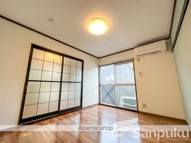 フレグランス有光 A棟の内装写真