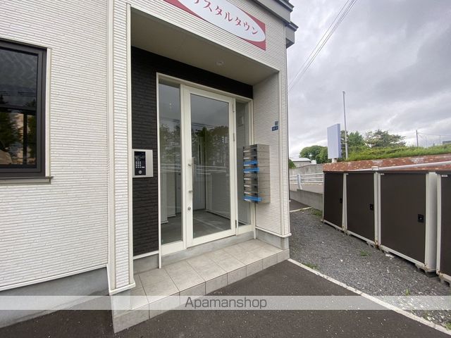 クリスタルタウンの玄関写真