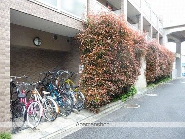 プレール学芸大学の外観写真