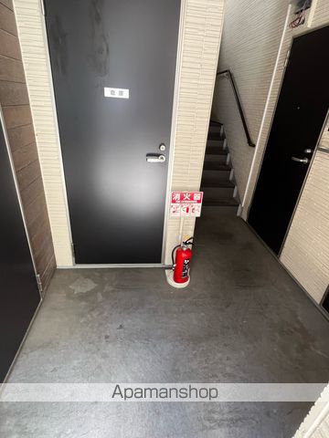 FMAISONCALMの玄関写真