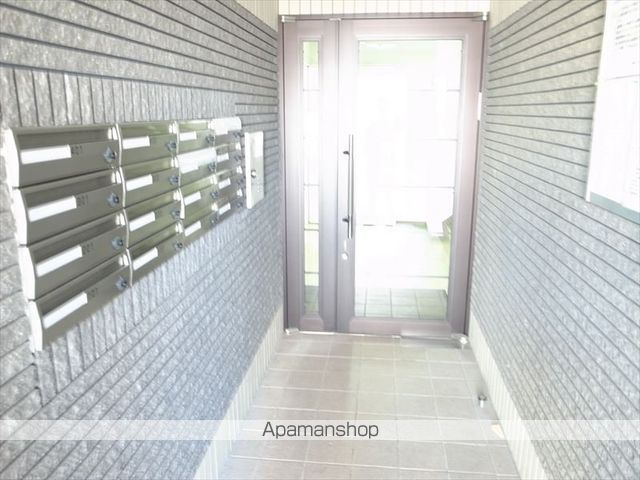 アビタ22 真栄1ー2の玄関写真