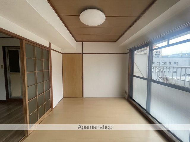 塩本ビルの内装写真