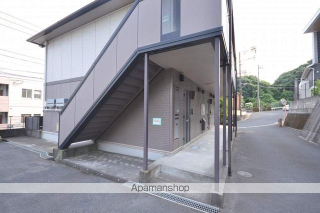 オリエントモナリエの玄関写真