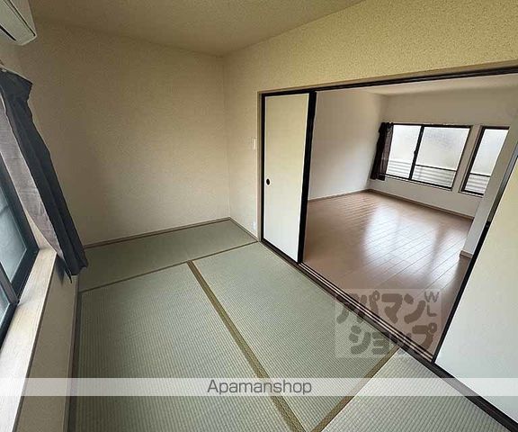 北御所京の家の内装写真