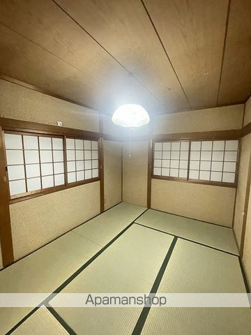 阪和線 和泉鳥取駅 徒歩10分 2階建 築44年の内装写真