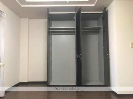 和歌山県和歌山市園部[1LDK/36m2]の収納2