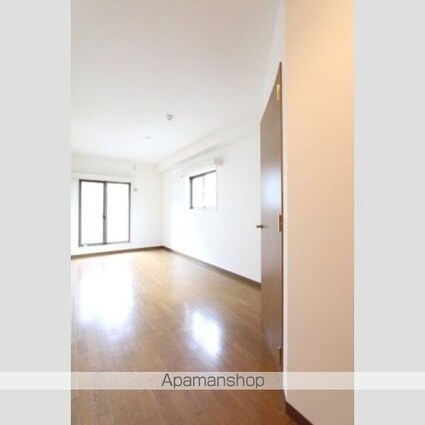 プライムアーバン目黒リバーフロント[2LDK/64.47m2]のリビング・居間2