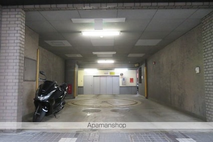 リバーシティ上杉[1K/26.65m2]の駐車場