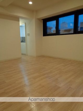 三軒茶屋ＭＪビル[1R/32.49m2]のリビング・居間