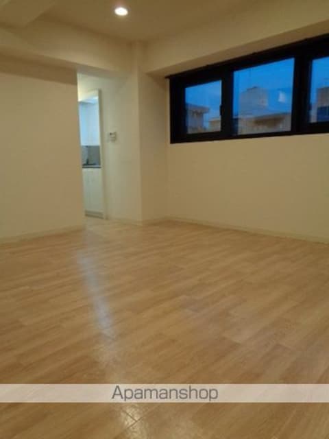 三軒茶屋ＭＪビル[1R/32.49m2]のリビング・居間