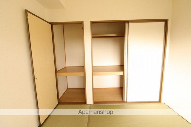 ファミーユ石田II A棟の内装写真