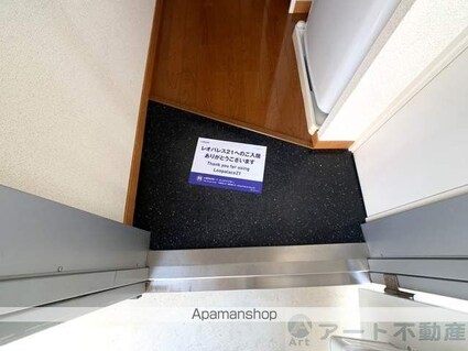 レオパレス道後物語[1K/19.87m2]の玄関