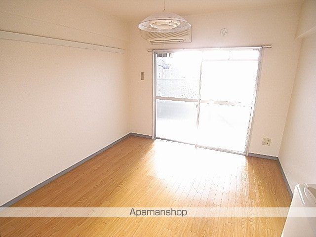 キューブ塚口の内装写真