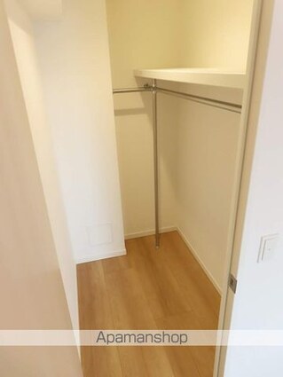 ラティエラ練馬[1LDK/51.6m2]の収納