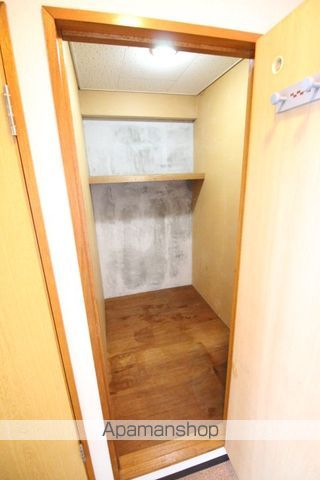 コスモロイヤル東苗穂A棟の内装写真