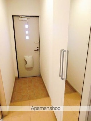 宮崎県延岡市日の出町２丁目[1R/32.94m2]の玄関