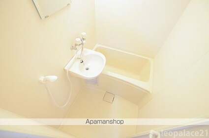 レオパレスサンリッチつくばⅠ[1K/23.18m2]のバス