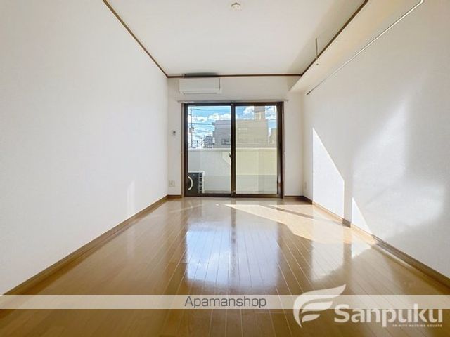 道後今市マンションの内装写真