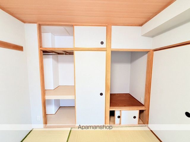 山鼻サンタウン一号館の内装写真