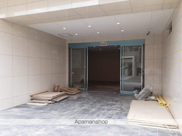 ムーンヒルズ大阪の玄関写真
