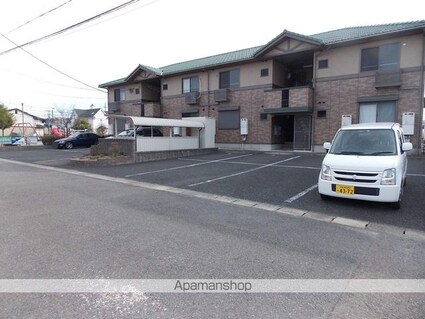 パークハイム[2LDK/53.71m2]の駐車場