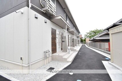 香川県丸亀市新浜町１丁目[2LDK/50.41m2]のエントランス