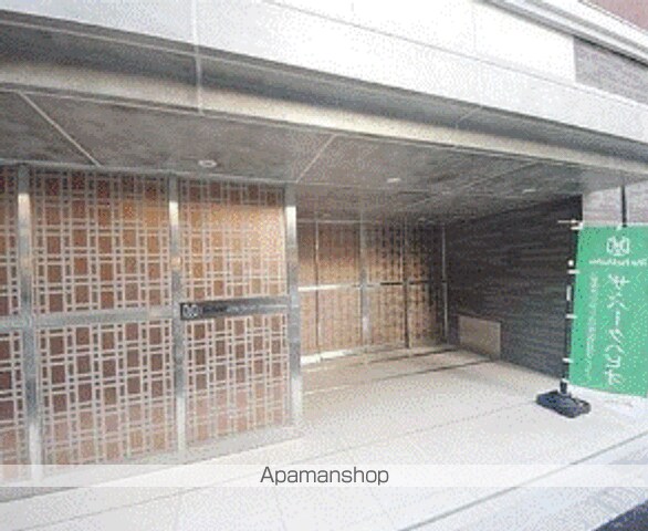 ザ・パークハビオ新御徒町の玄関写真