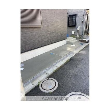 千葉県市川市大洲３丁目[3LDK/76.18m2]の共用部2