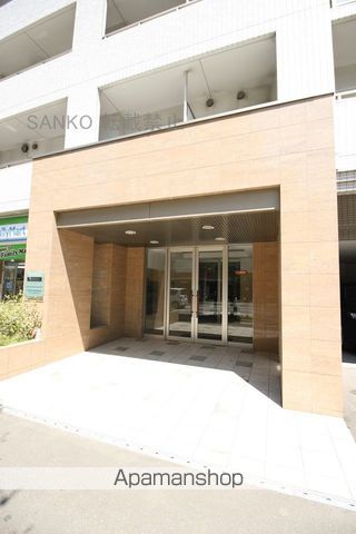 クレジデンス札幌・南4条の玄関写真