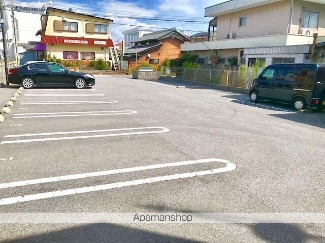 Ｅｔｅｒｎｏ　Ｓｏｌｅ[1LDK/33.34m2]の駐車場3