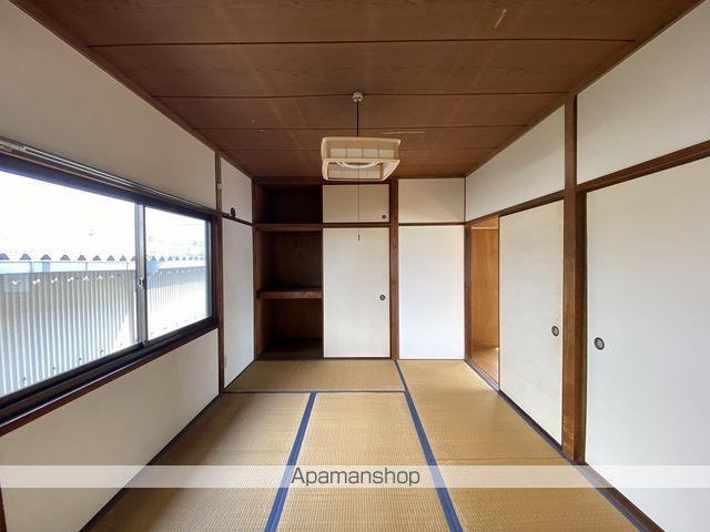 早川貸家の内装写真