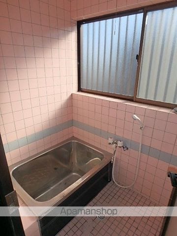 高嶋貸家の内装写真