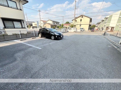 プレジール五反田[1K/28.03m2]の駐車場3
