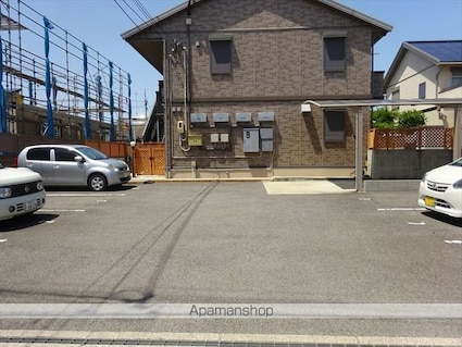 和歌山県和歌山市鷹匠町１丁目[1R/30.03m2]の駐車場3