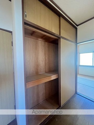 ウエストフィールドIIの内装写真