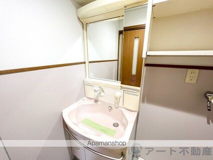 コートエルⅢ[2LDK/57.59m2]の洗面所