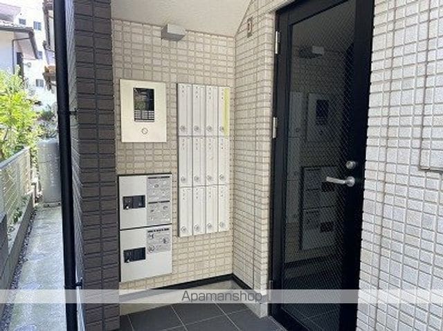 常磐線 柏駅 徒歩11分 3階建 築8年の玄関写真