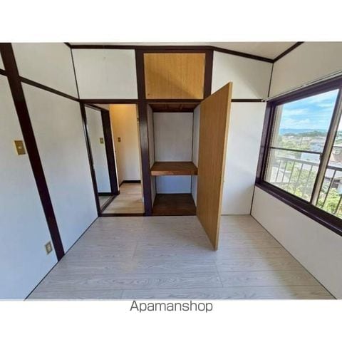 牛島一戸建ての内装写真