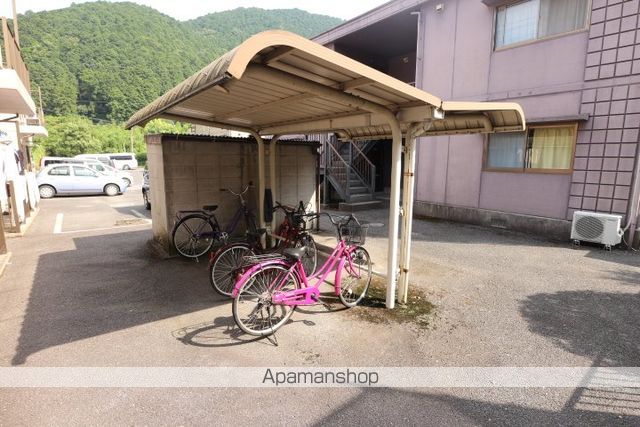 アヴェニール・エム B棟の外観写真