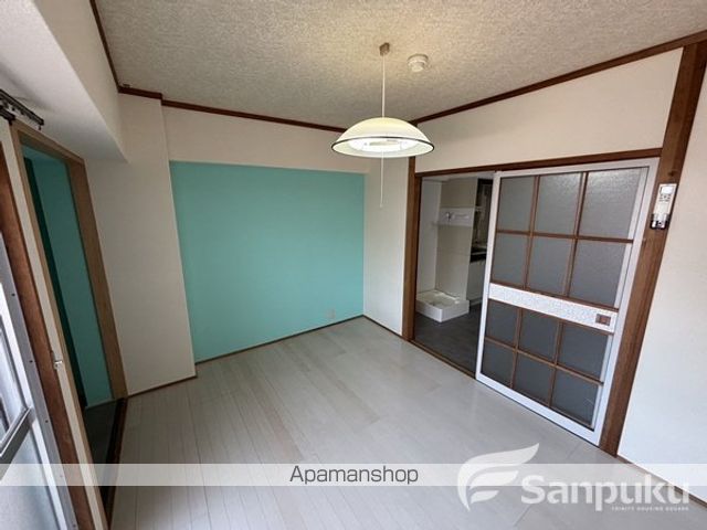 寿温泉マンションの内装写真