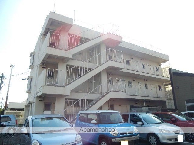 石堂マンションの外観写真