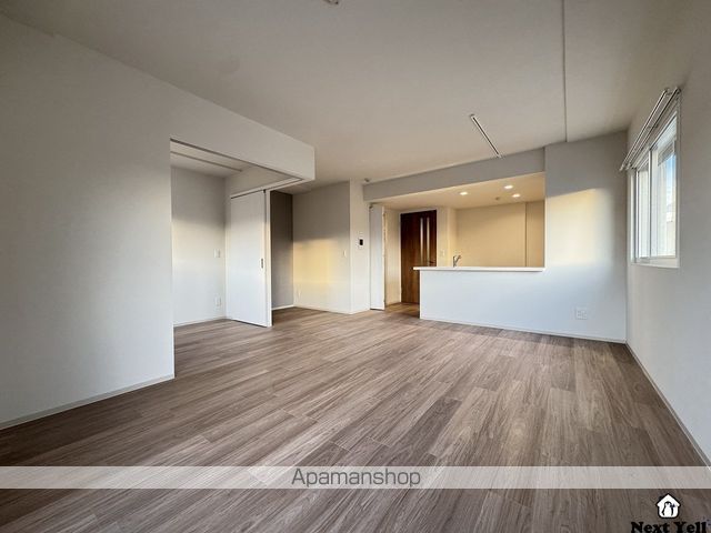 カームヒルズ西岡の内装写真