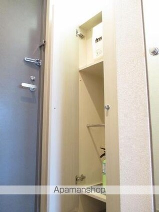 ＨＦ駒沢公園レジデンスＴＯＷＥＲ[1R/25.05m2]の玄関