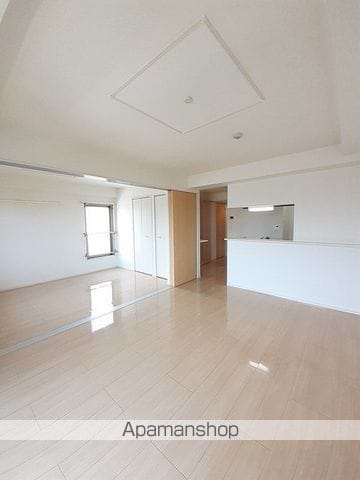 サザンクロスの内装写真