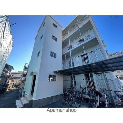 丸新ハイツの外観写真