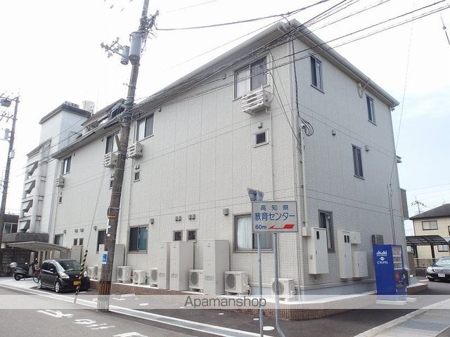 とさでん交通後免線 舟戸駅 徒歩2分 3階建 築14年の外観写真