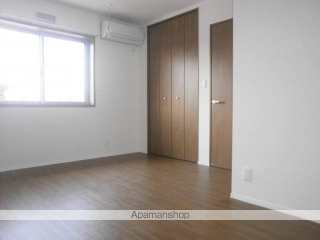 detached 東京都昭島市東町５丁目10-10

地図を見る